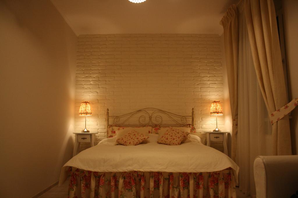 Family House Lambert Hotell Berehove  Rom bilde